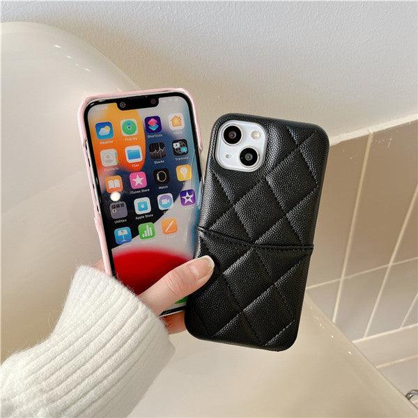 black iPhone 15 case with redit card holder
