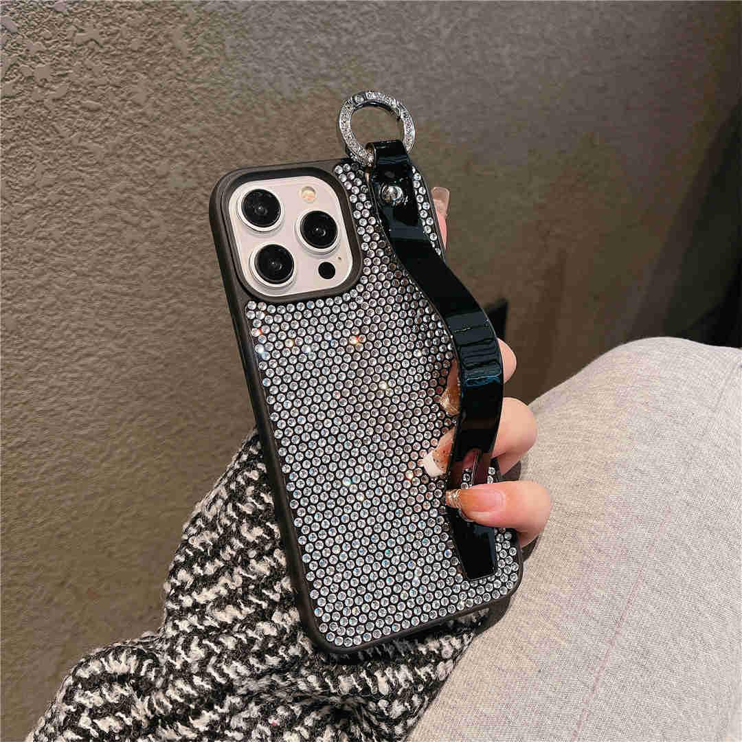 iphone 15 pro case with handle